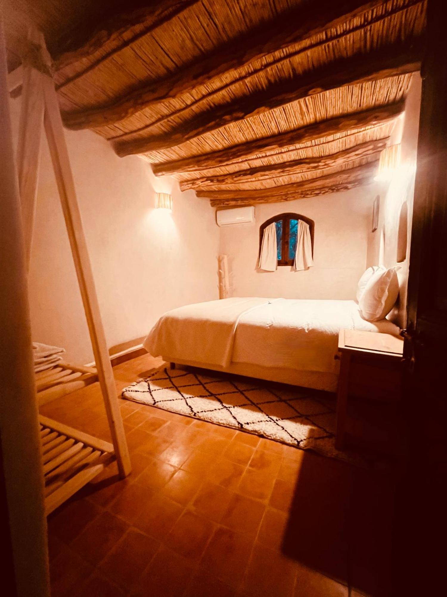 Edenatlas Chambres D'Hotes - Amizmiz Exteriör bild